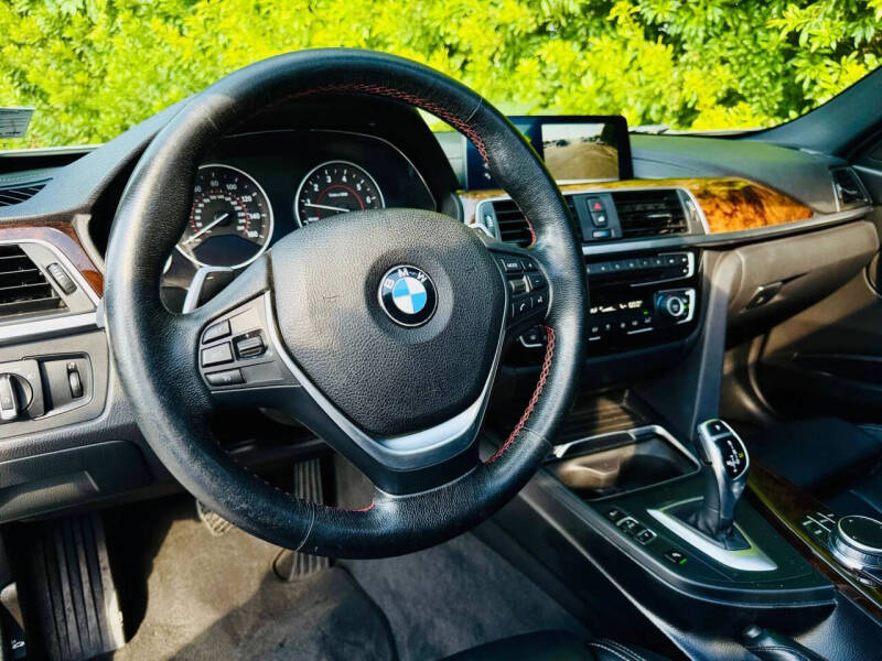 2018 BMW 3 Series 330i xDrive
