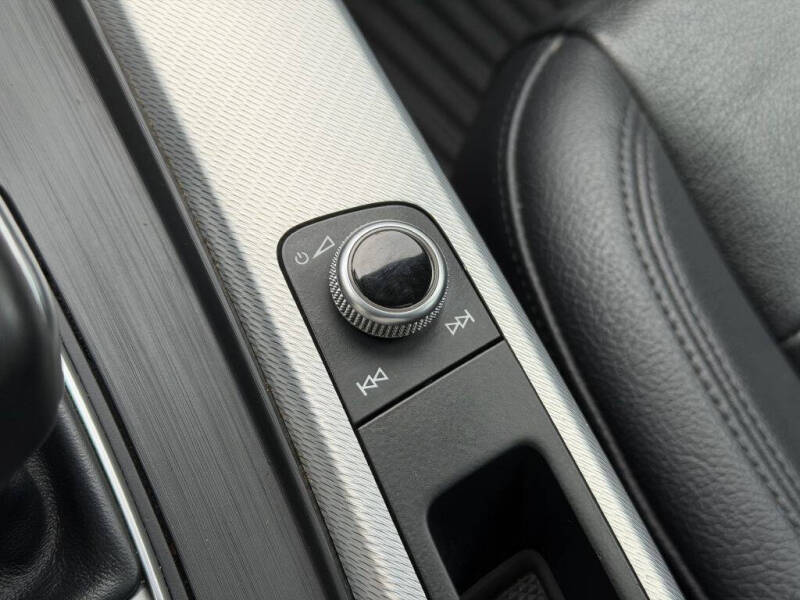 2017 Audi A4 2.0T quattro Premium Plus