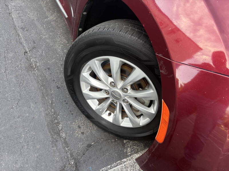 2018 Chrysler Pacifica Touring L