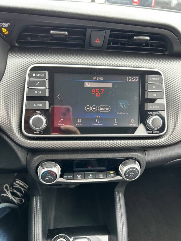 2020 Nissan Kicks SV