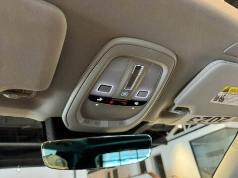 2023 Volvo XC90 B6 Plus Bright Theme 6P