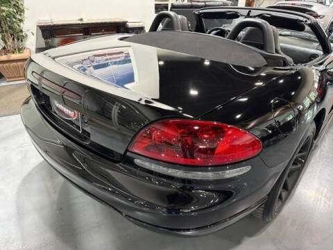2004 Dodge Viper SRT-10