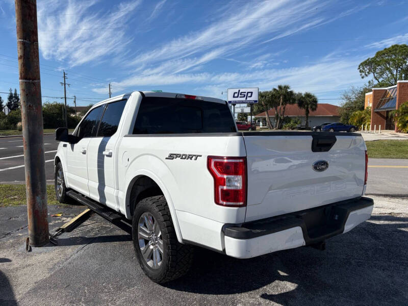 2019 Ford F-150 XLT photo 4