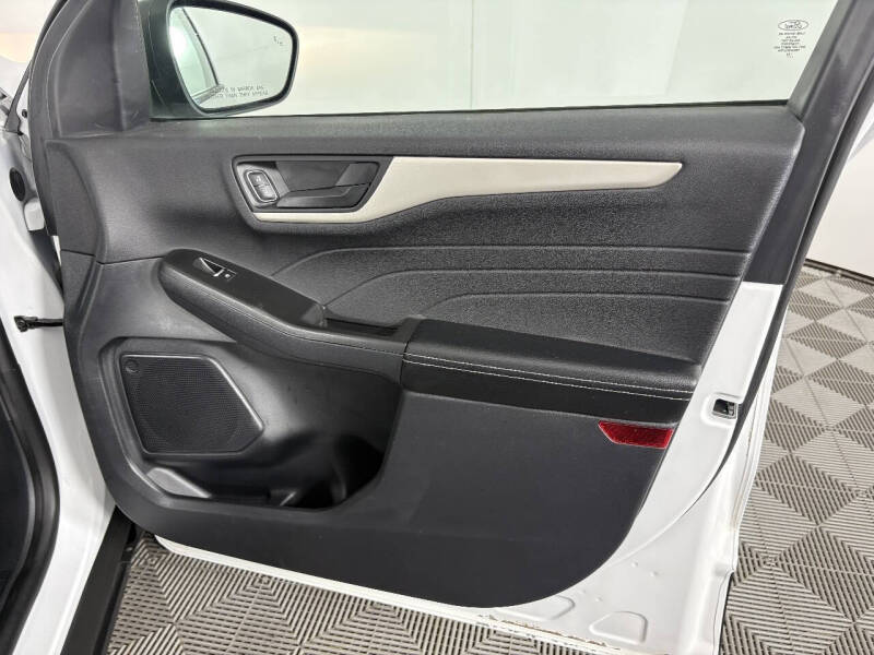 2022 Ford Escape S