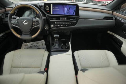 2024 Lexus ES 350 Ultra Luxury