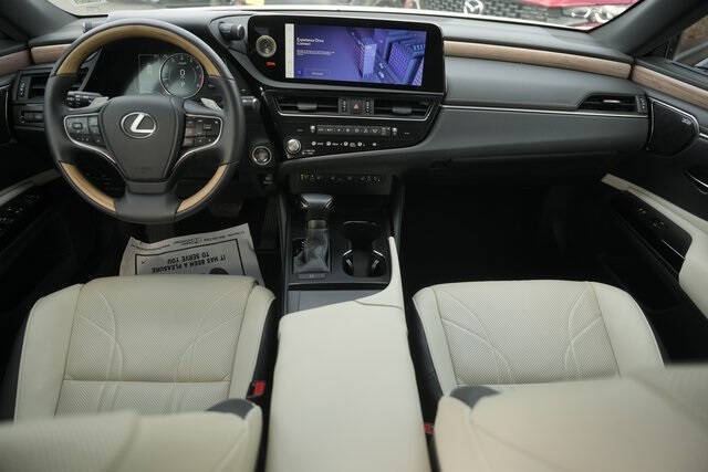 2024 Lexus ES 350 Ultra Luxury