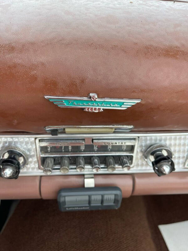 1956 Ford Thunderbird