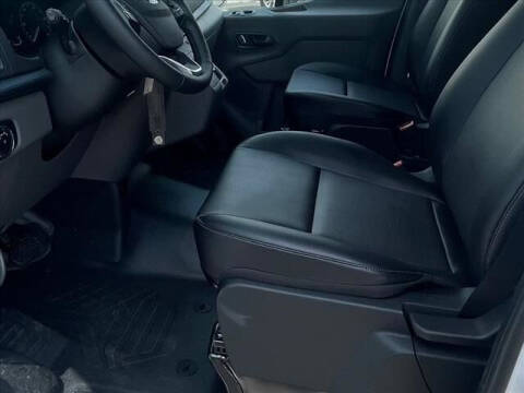 2023 Ford E-Transit 350