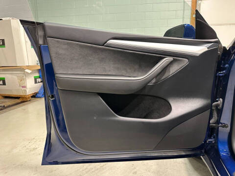 2024 Tesla Model Y Long Range