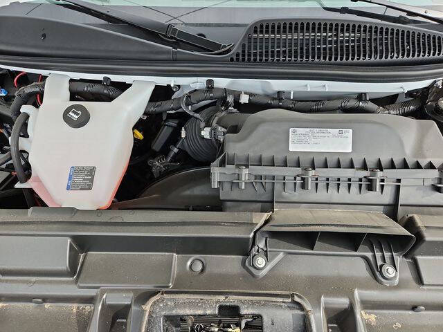 2024 GMC Savana 2500