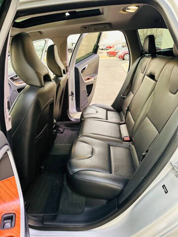 2017 Volvo XC60 T6 Inscription