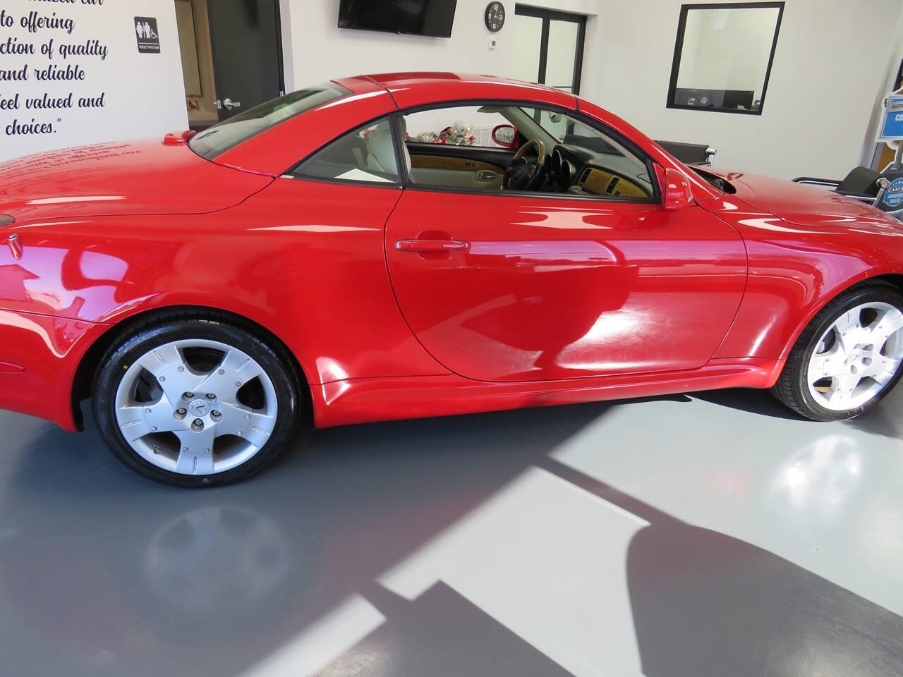 2004 Lexus SC 430 for sale at Colbert's Auto Outlet in Hickory, NC