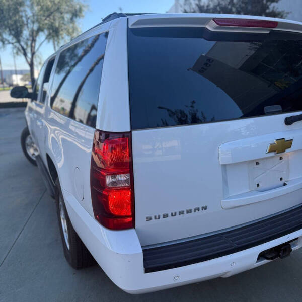 2013 Chevrolet Suburban LT