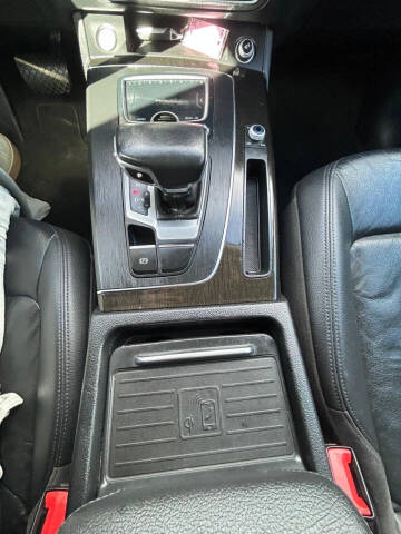 2020 Audi Q5 quattro Premium Plus 45 TFSI