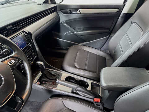 2021 Volkswagen Passat SE