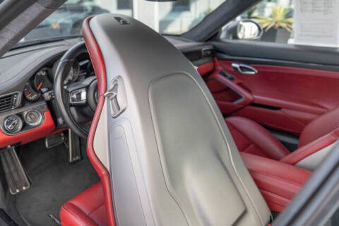 2017 Porsche 911 Carrera 4S