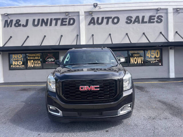 2018 GMC Yukon Denali's photo