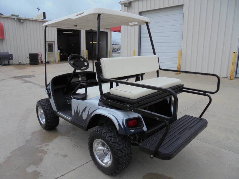 2020 E-Z-GO TXT