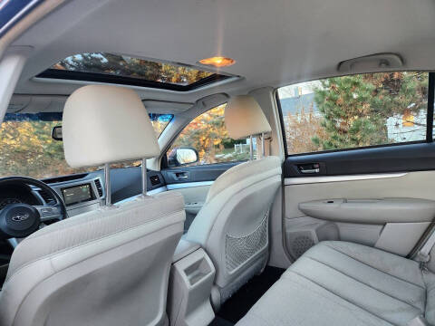 2011 Subaru Legacy 2.5i Premium