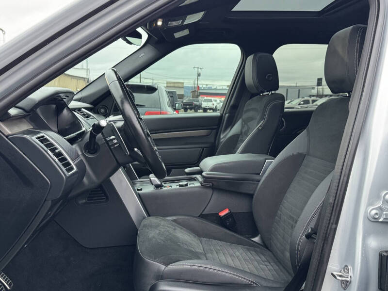 2023 Land Rover Discovery P360 S R-Dynamic