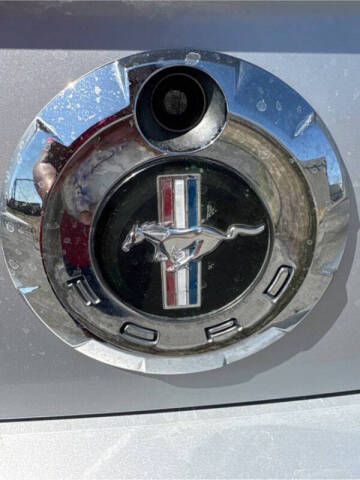 2006 Ford Mustang V6 Standard
