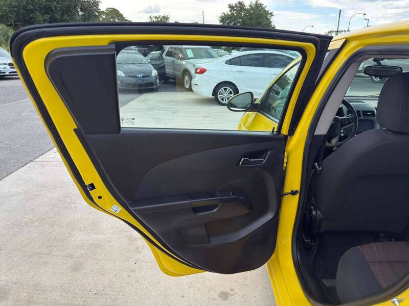 2015 Chevrolet Sonic LT Auto
