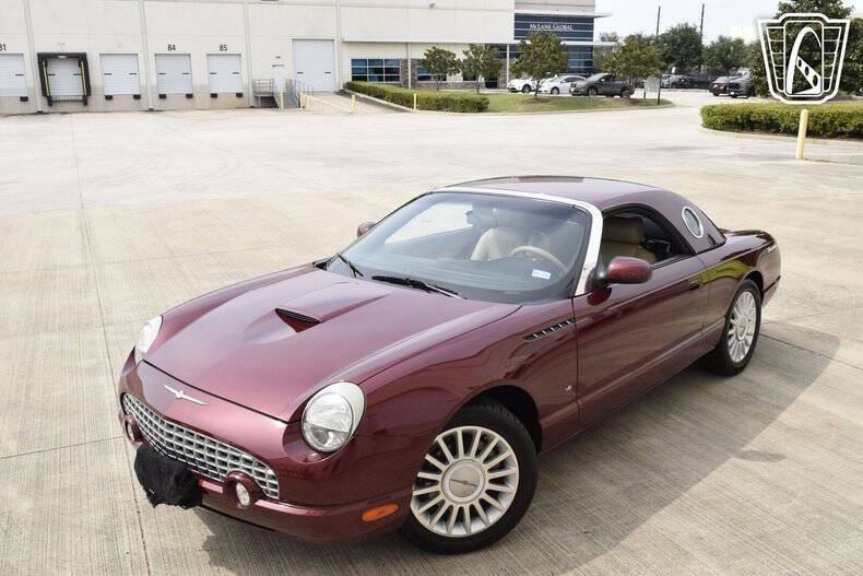 2004 Ford Thunderbird Deluxe