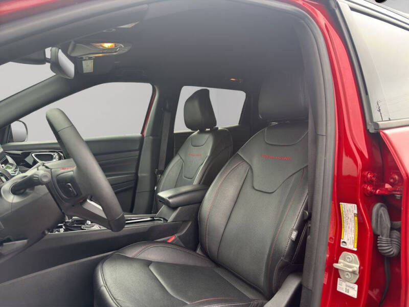 2025 Jeep Compass Trailhawk