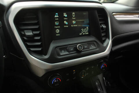 2017 GMC Acadia SLE-2