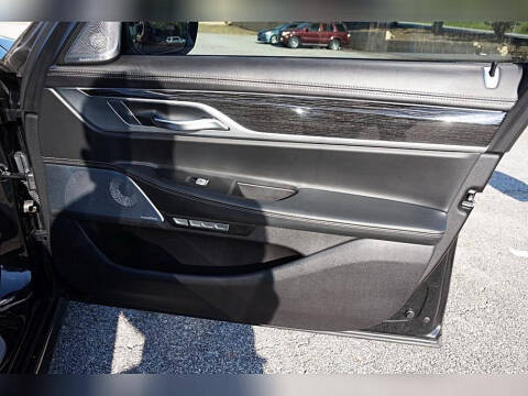 2017 BMW 7 Series 750i