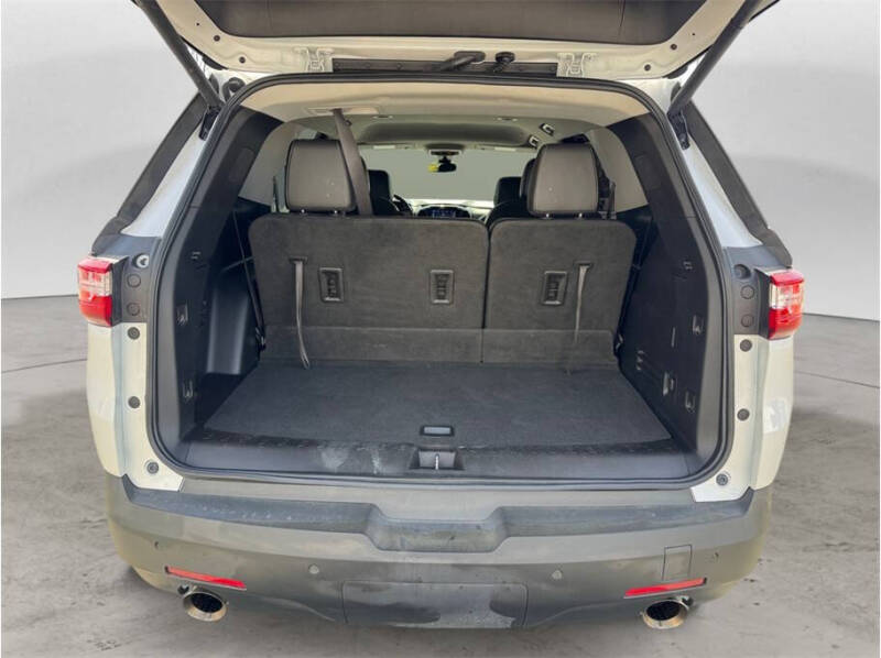 2021 Chevrolet Traverse RS