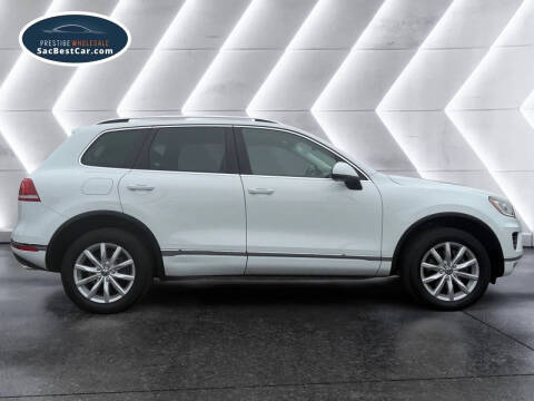 2017 Volkswagen Touareg V6 Sport