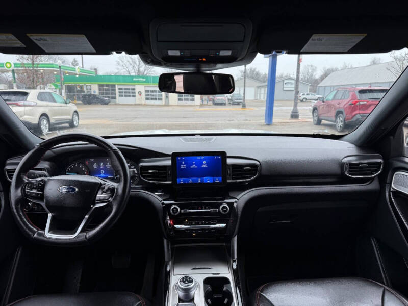 2022 Ford Explorer ST-Line