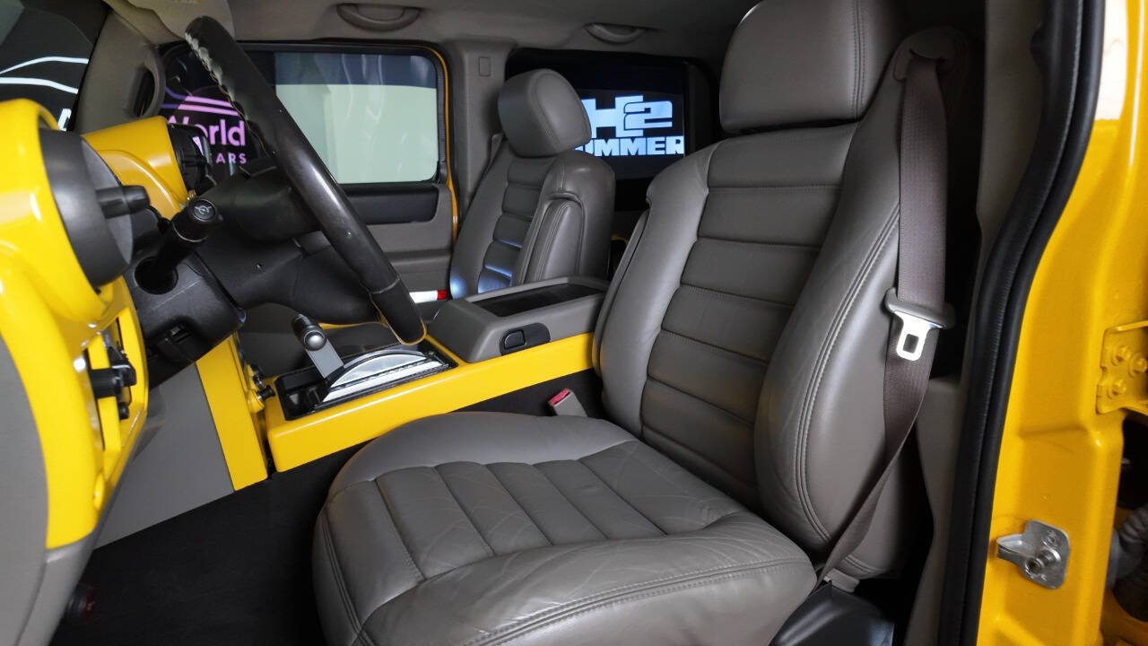 2004 HUMMER H2 37