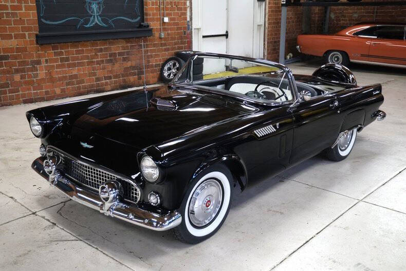 1956 Ford Thunderbird