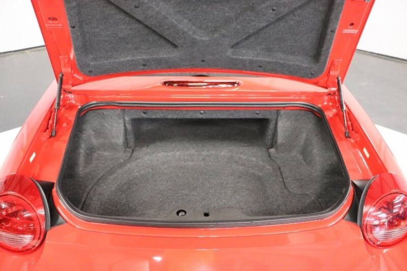 2002 Ford Thunderbird