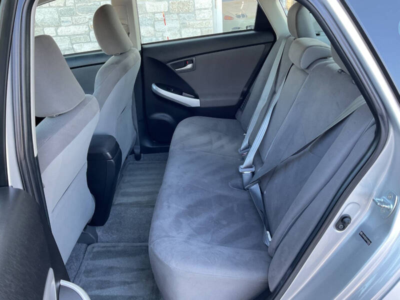 2012 Toyota Prius Two