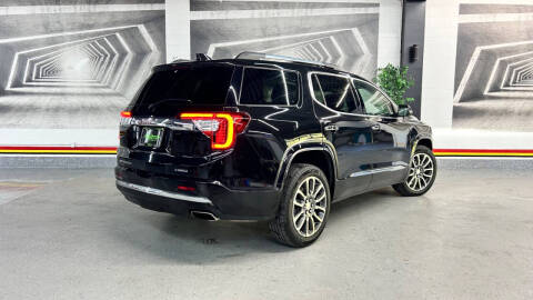 2022 GMC Acadia Denali