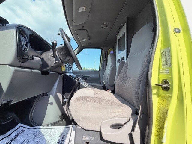 1999 Ford E-Series E-350 SD