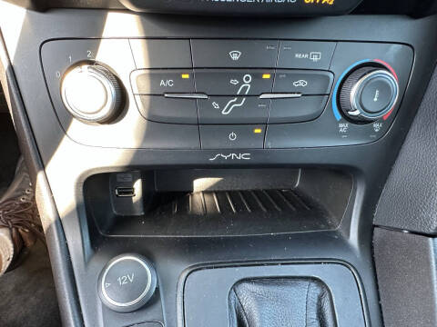 2017 Ford Focus SE