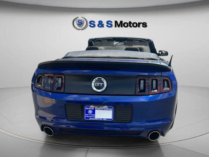 2013 Ford Mustang