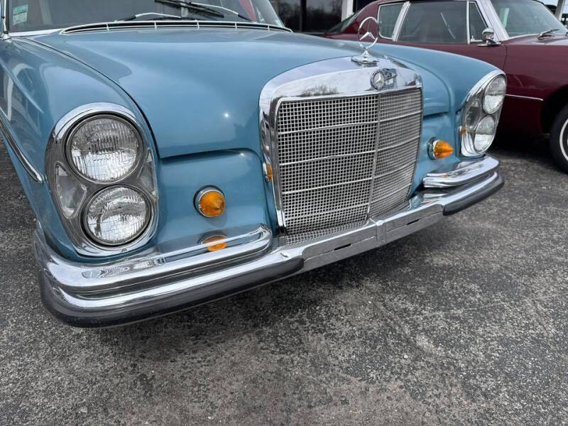 1967 Mercedes-Benz 250