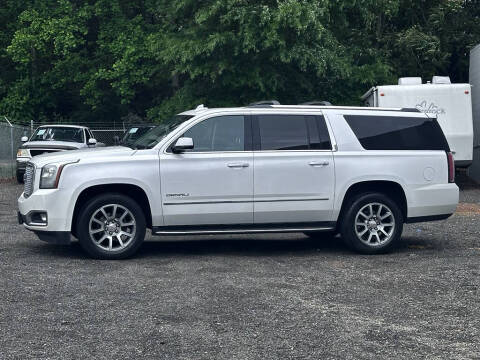 2017 GMC Yukon XL Denali