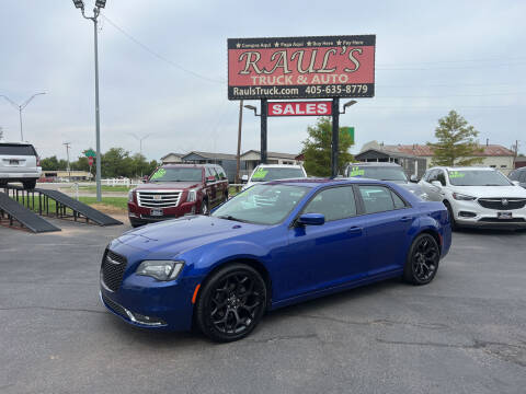 2019 Chrysler 300 for sale at RAUL'S TRUCK & AUTO SALES, INC in Oklahoma City OK