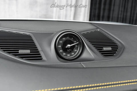 2025 Porsche Cayenne GTS