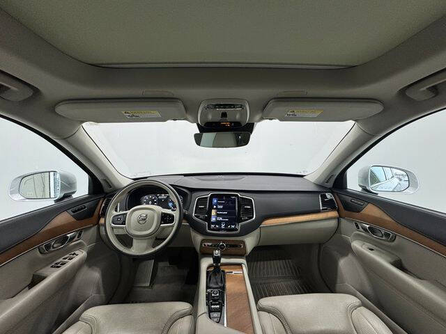 2019 Volvo XC90 T6 Inscription