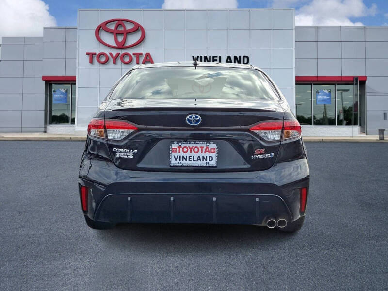 2024 Toyota Corolla Hybrid SE