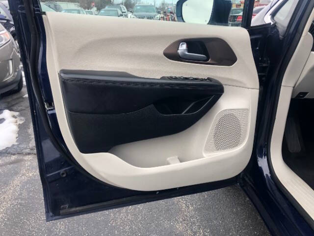 2018 Chrysler Pacifica Touring L