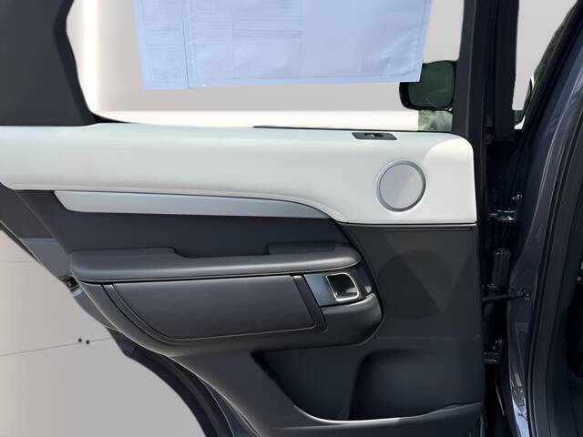 2026 Land Rover Discovery