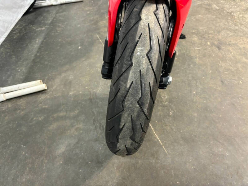 2023 Ducati Monster Plus